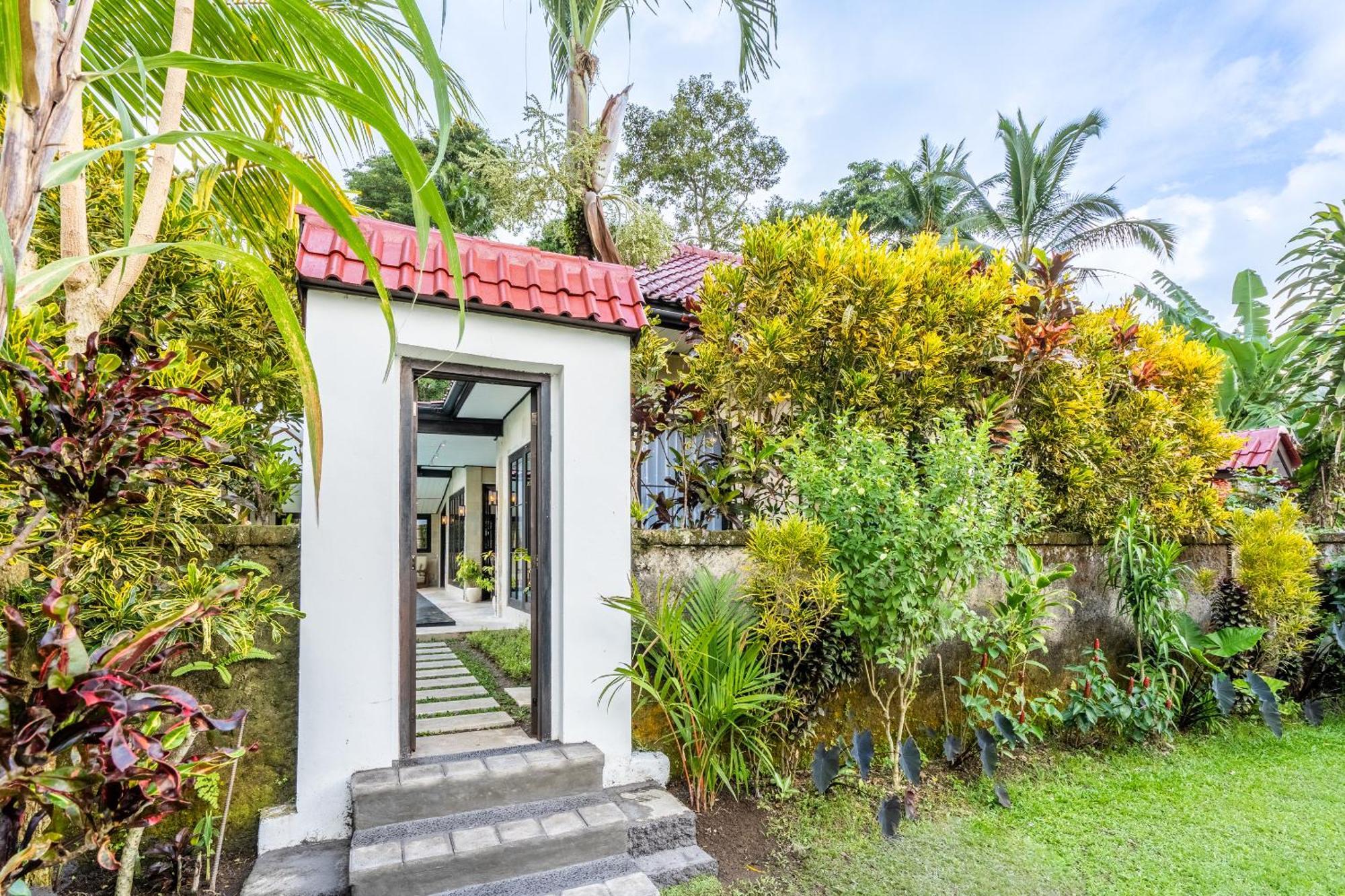 Villa Rumah By Evdekimi Ubud (Bali)